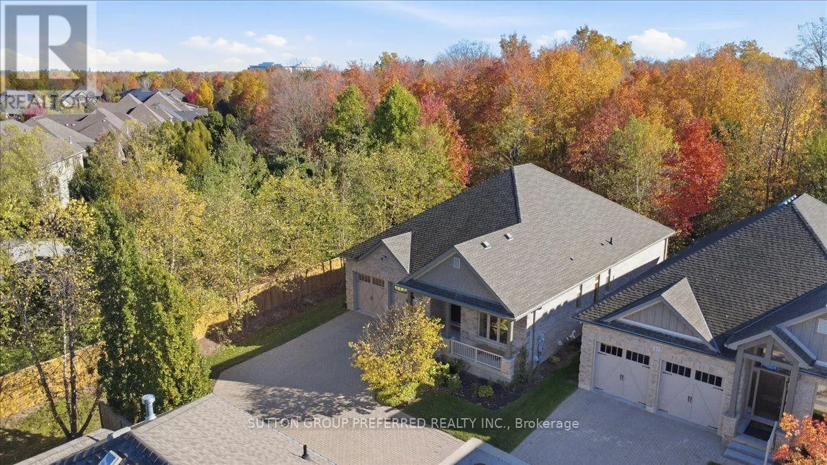 63 - 725 EAGLETRACE DRIVE #63