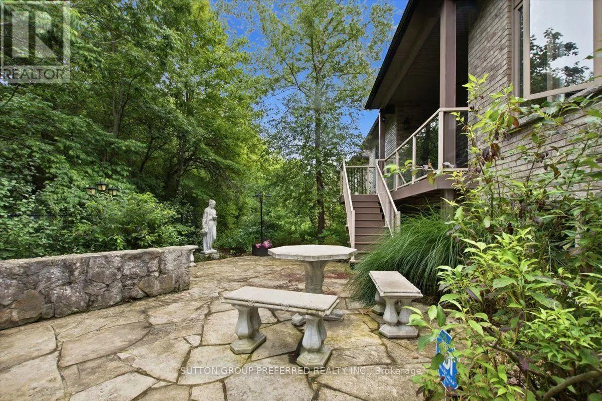 63 - 725 EAGLETRACE DRIVE #63