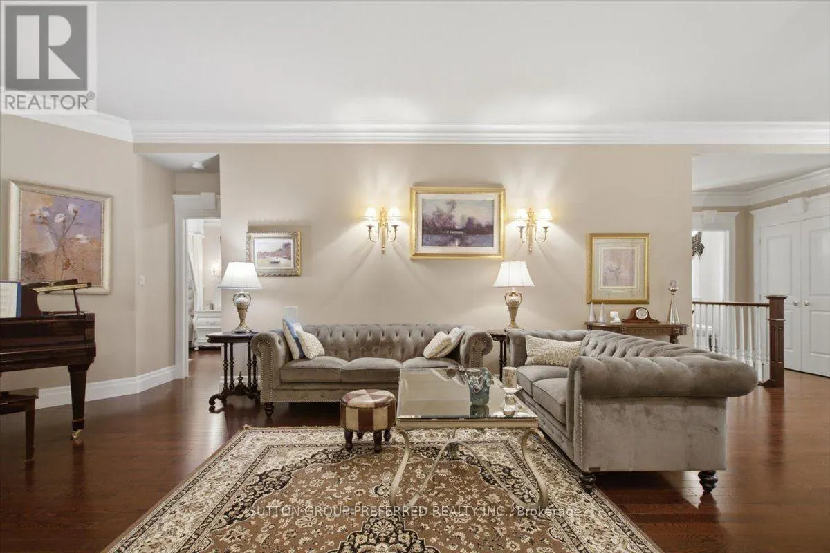 63 - 725 EAGLETRACE DRIVE #63