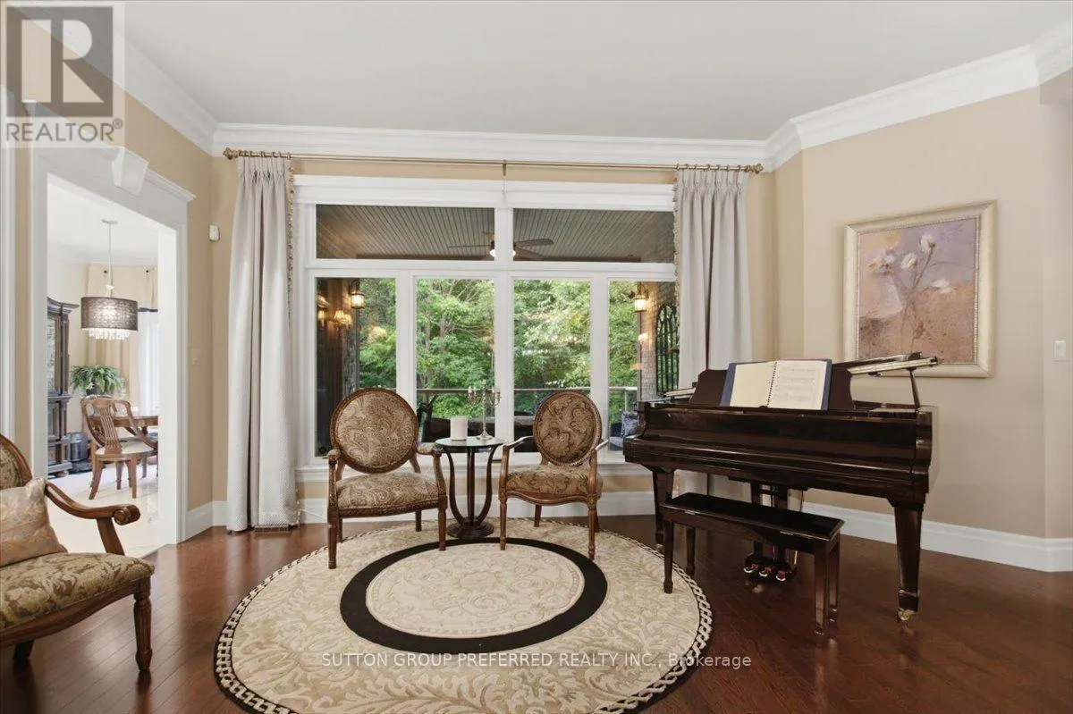 63 - 725 EAGLETRACE DRIVE #63
