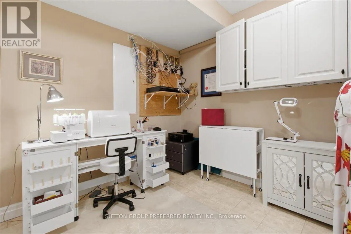 63 - 725 EAGLETRACE DRIVE #63