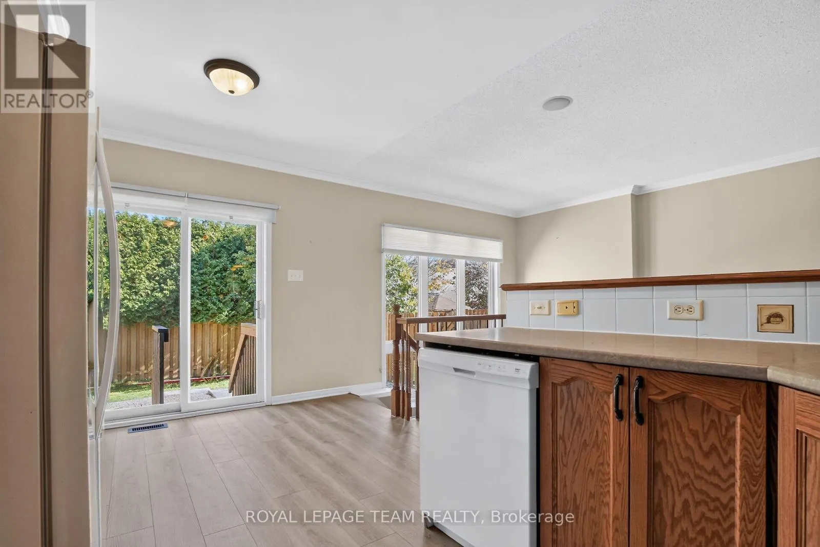 3 CHANTILLY GATE