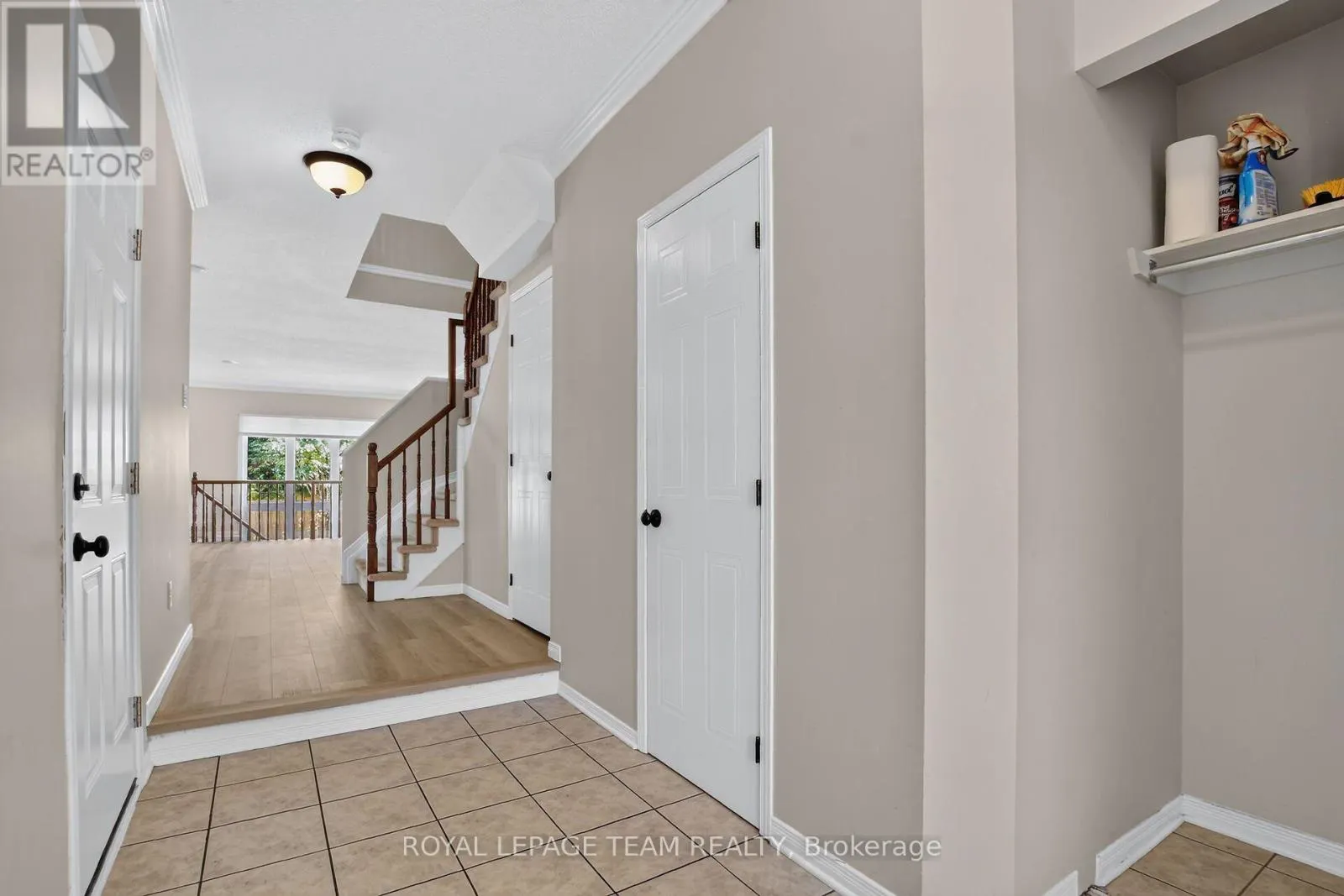 3 CHANTILLY GATE