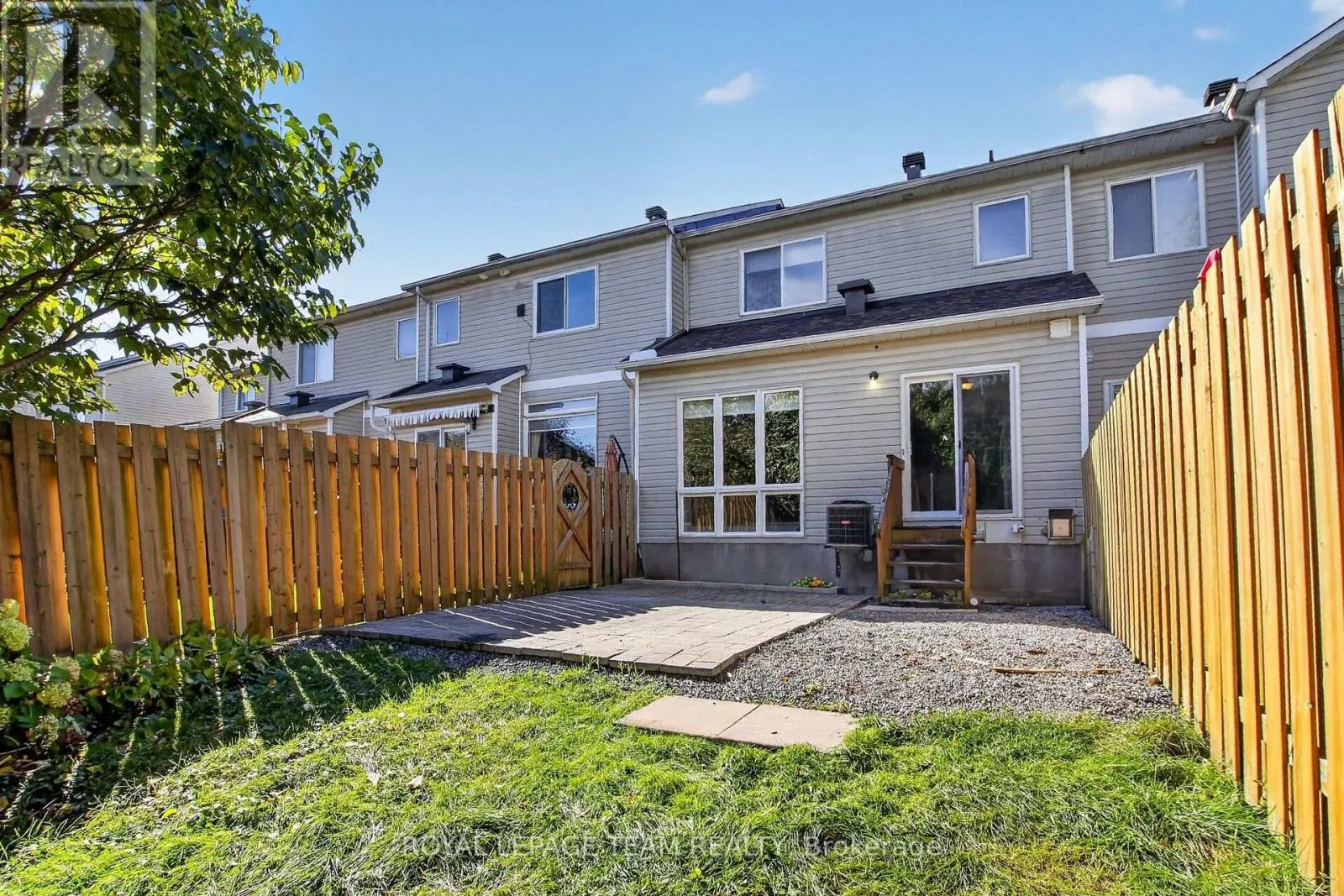 3 CHANTILLY GATE