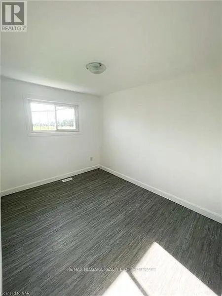 2 - 69 HAGEY AVENUE #2