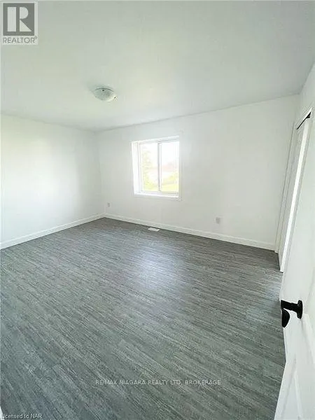 2 - 69 HAGEY AVENUE #2