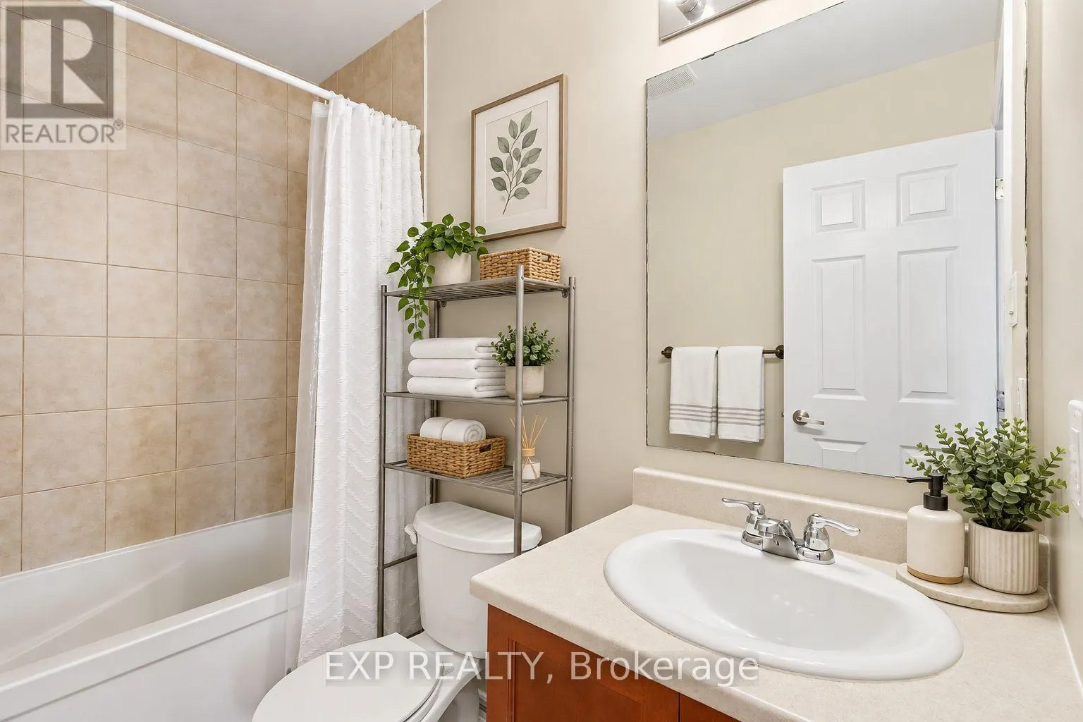 364 SWEET GRASS CIRCLE