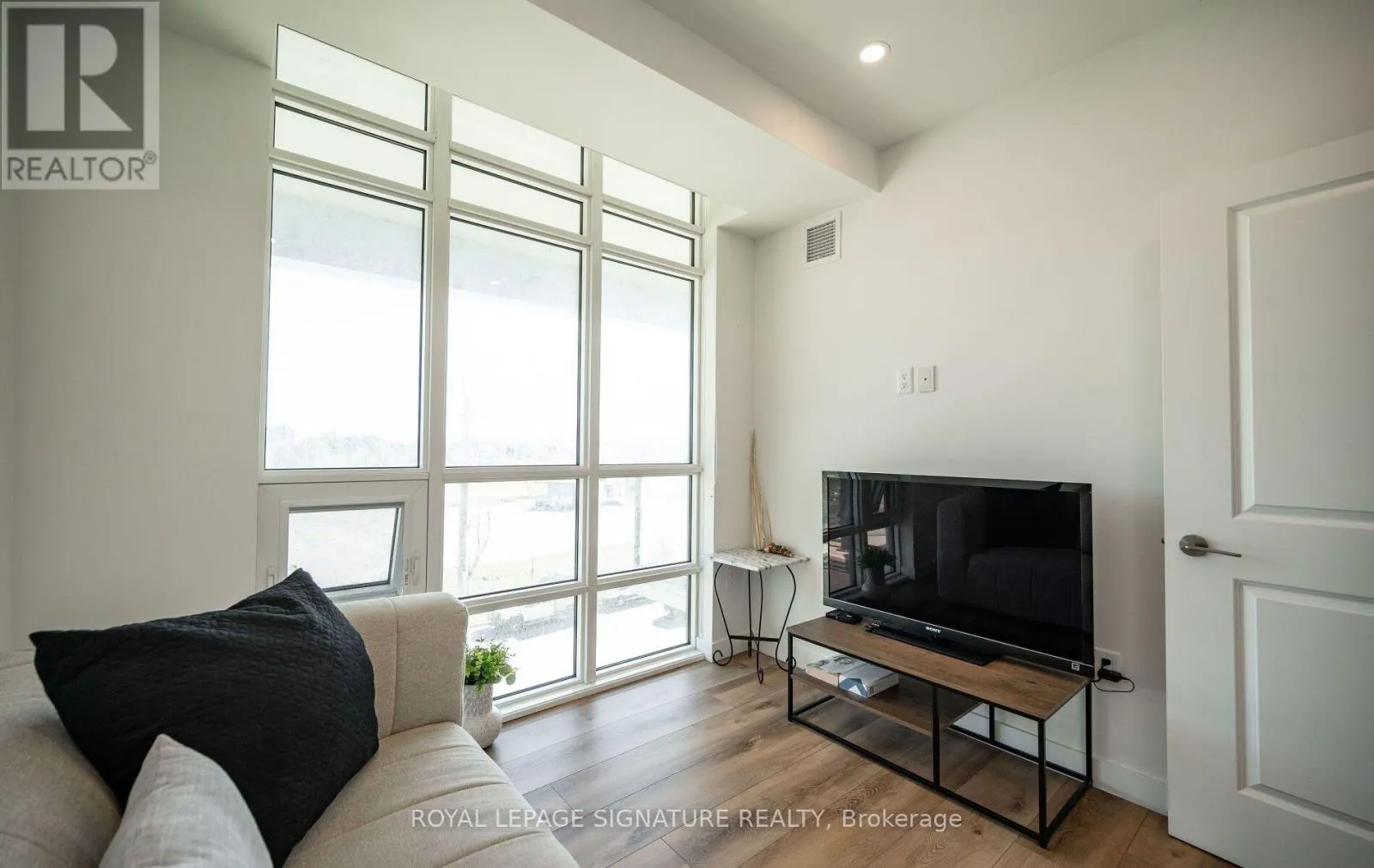412 - 461 GREEN ROAD