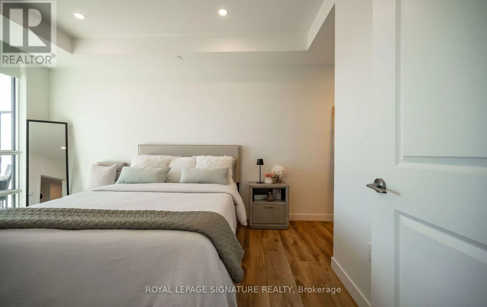 412 - 461 GREEN ROAD