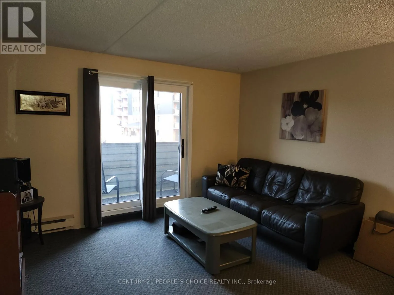 213 - 72 MAIN STREET E
