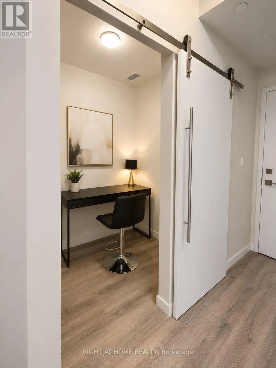 103 - 690 KING STREET W