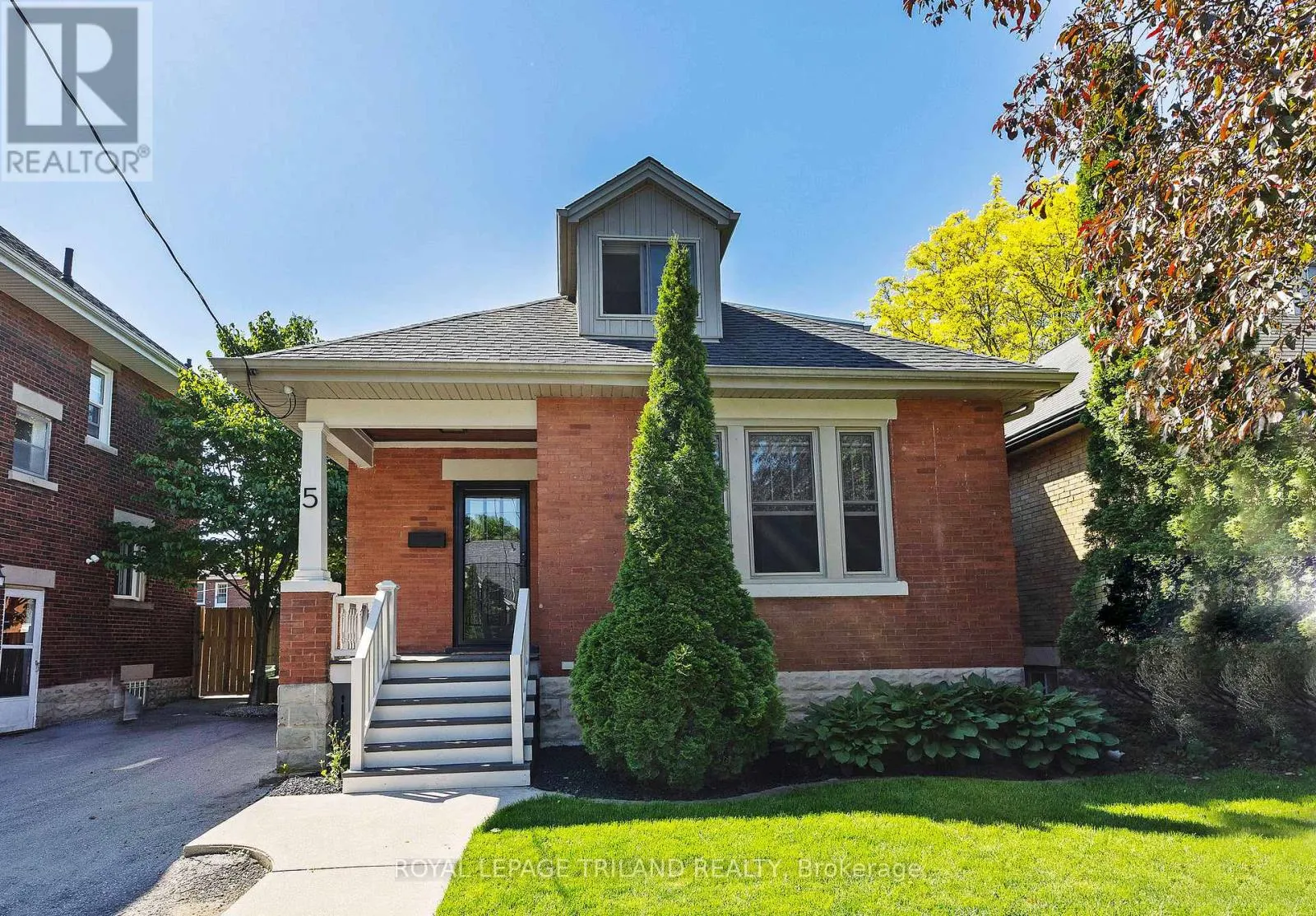 5 MCKENZIE AVENUE