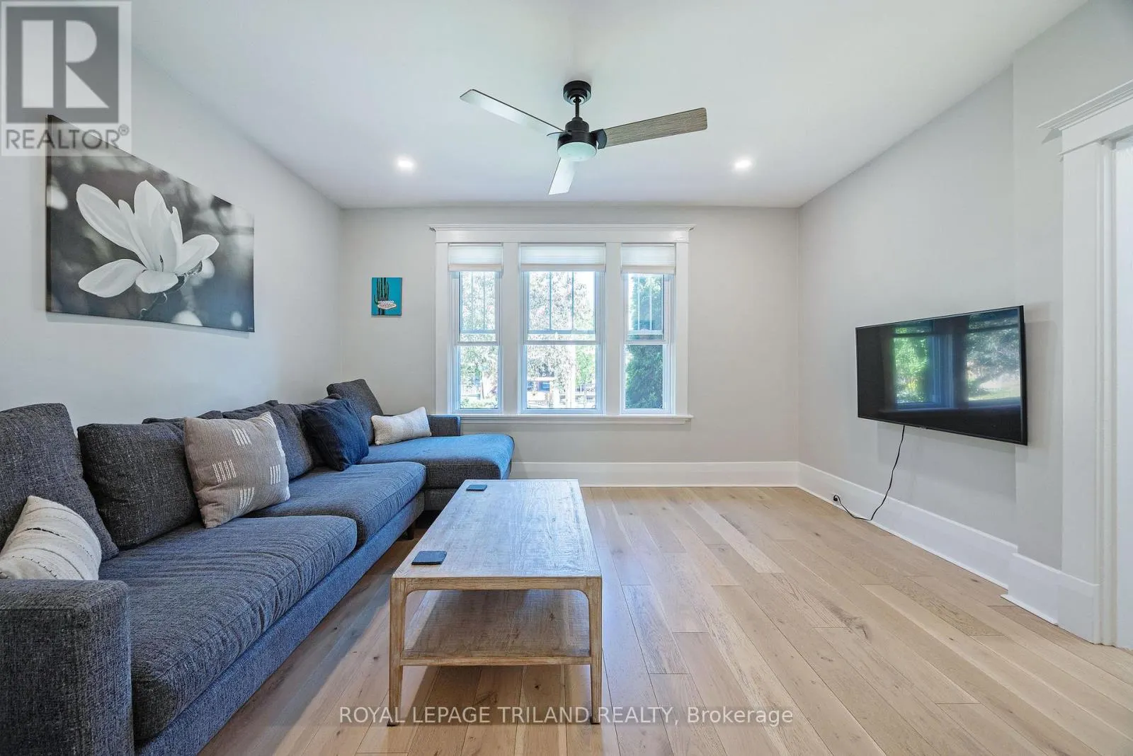 5 MCKENZIE AVENUE