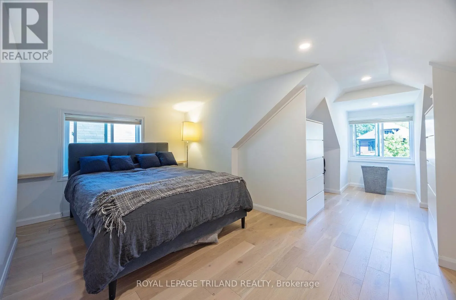 5 MCKENZIE AVENUE