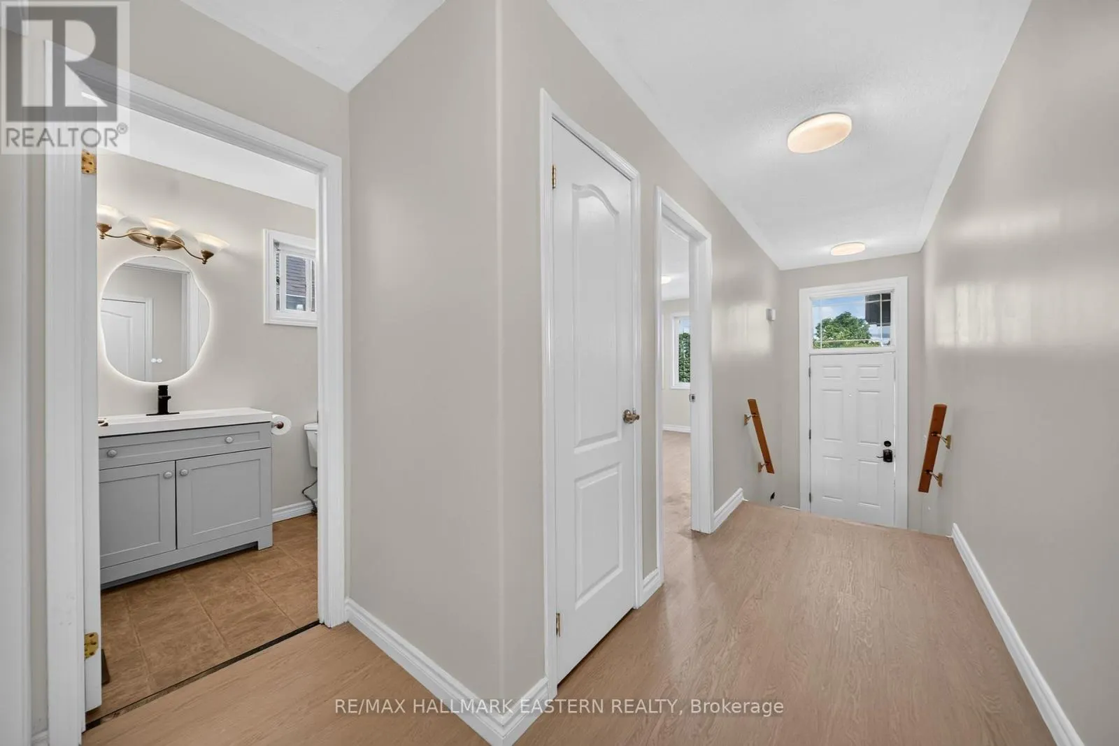 656 CLANCY CRESCENT