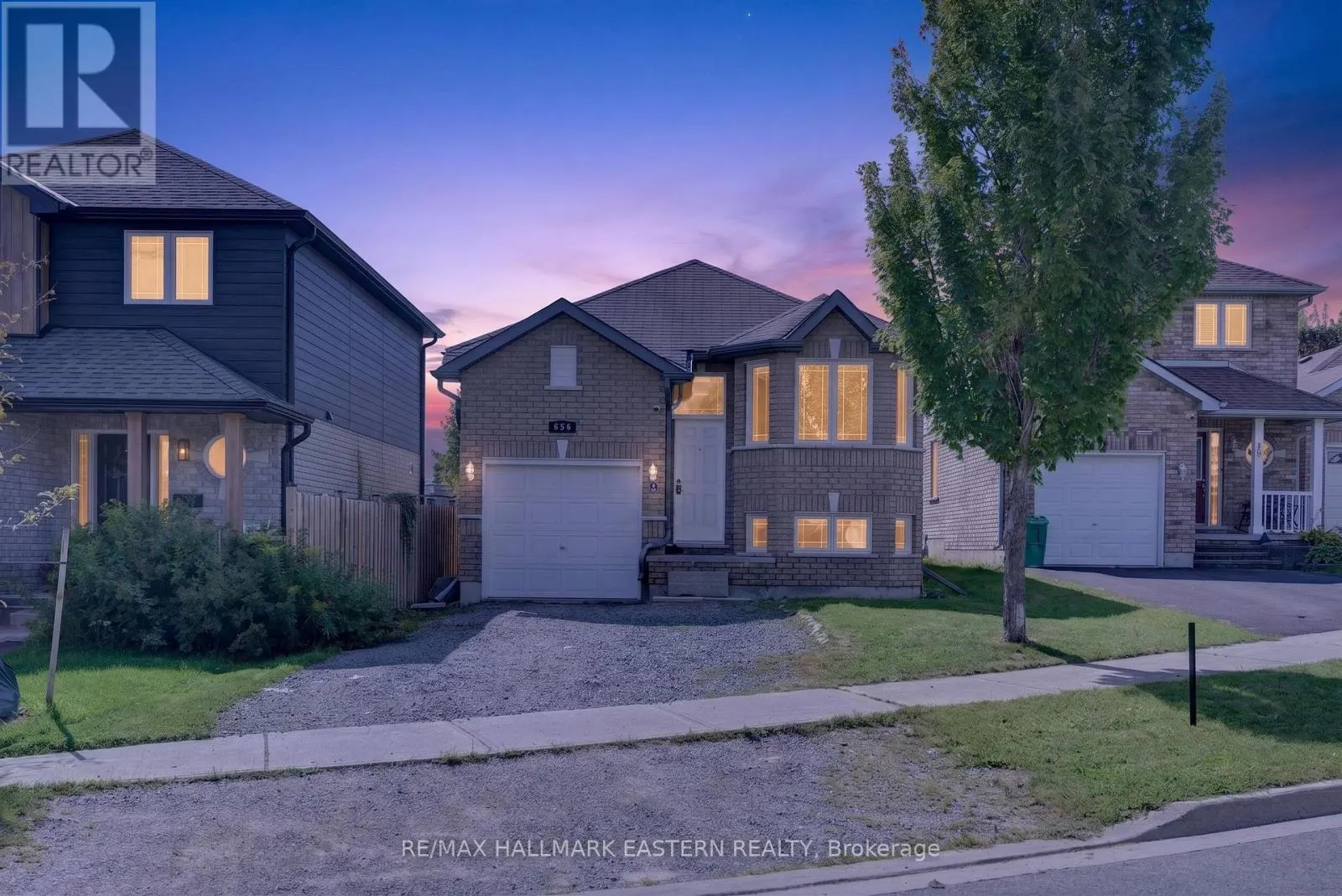 656 CLANCY CRESCENT