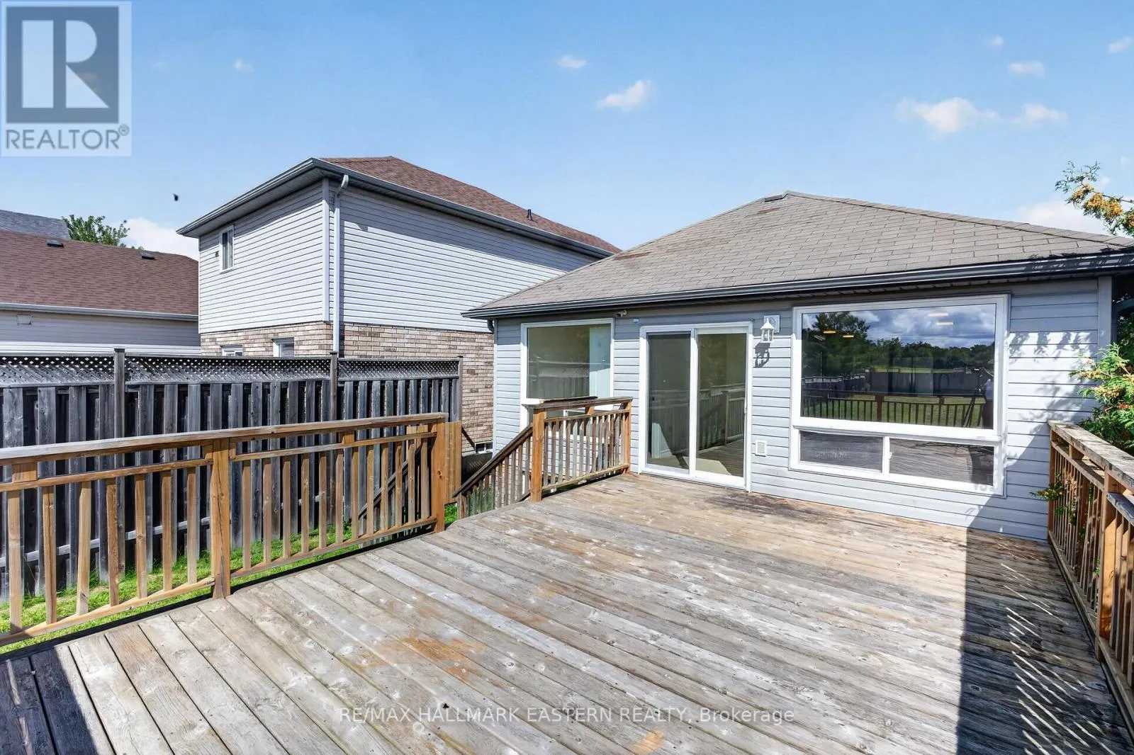 656 CLANCY CRESCENT