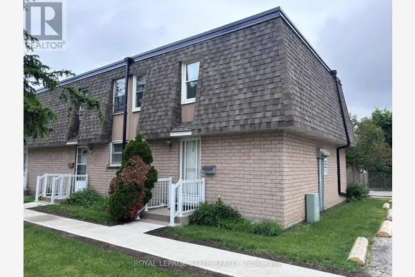 4 - 153 LIMERIDGE ROAD W