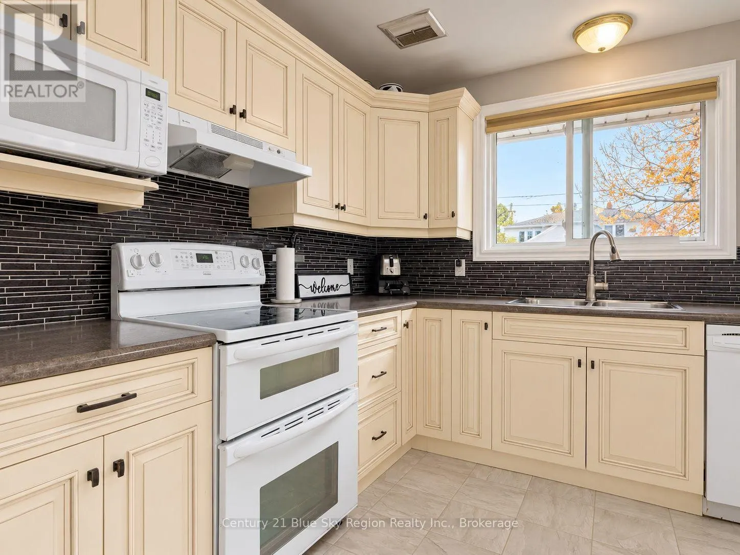 754 BIRCHWOOD ROAD