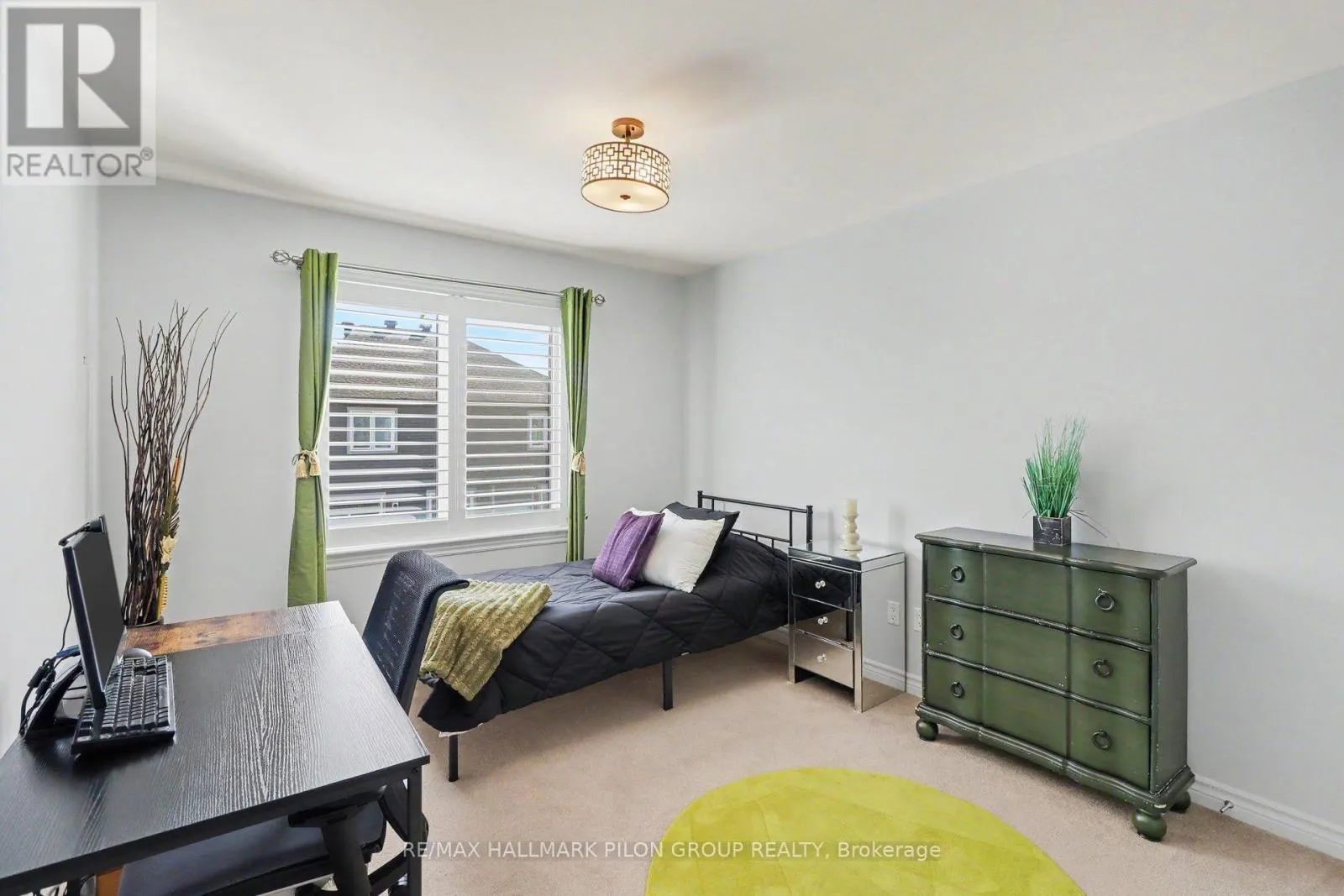 557 SILVERBELL CRESCENT