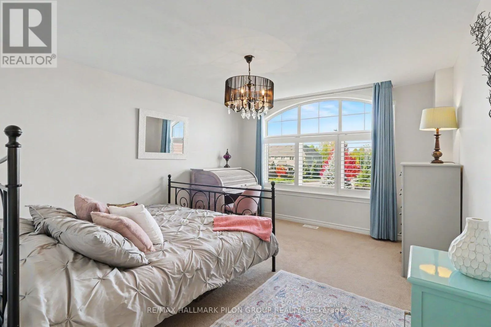 557 SILVERBELL CRESCENT