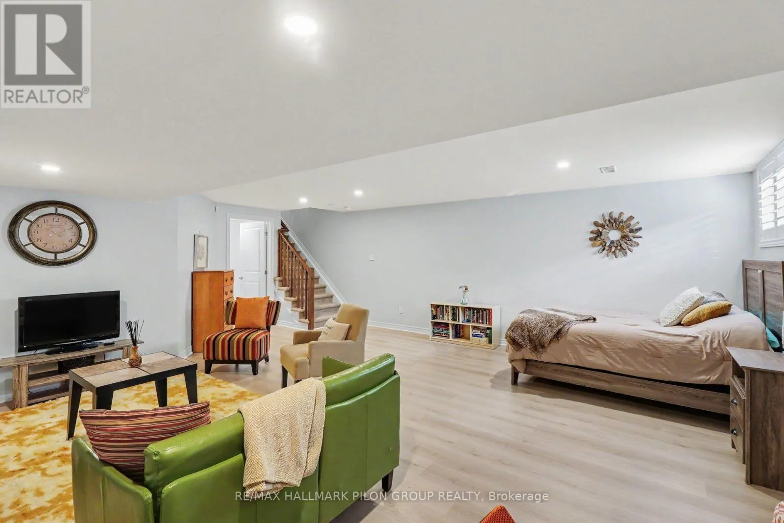 557 SILVERBELL CRESCENT