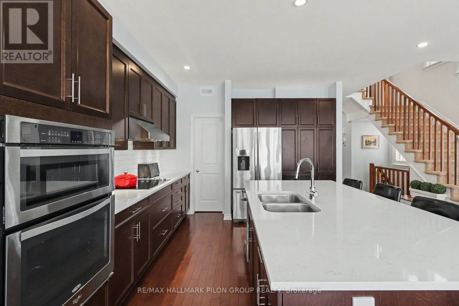 557 SILVERBELL CRESCENT