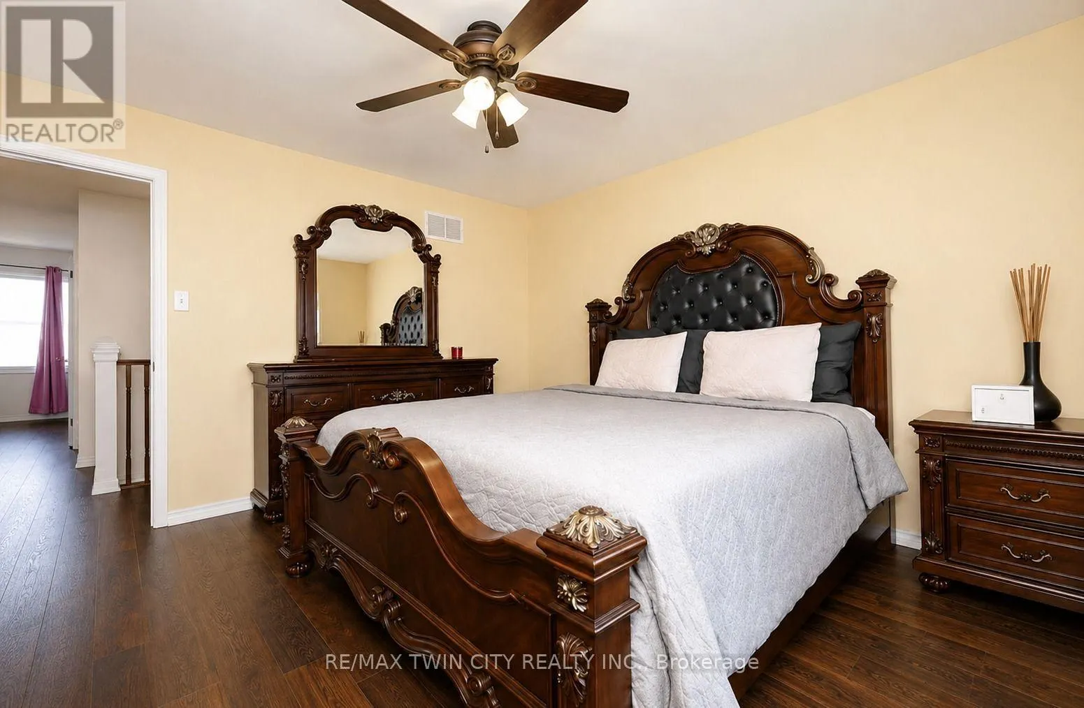 UPPER - 78 GLENVISTA DRIVE