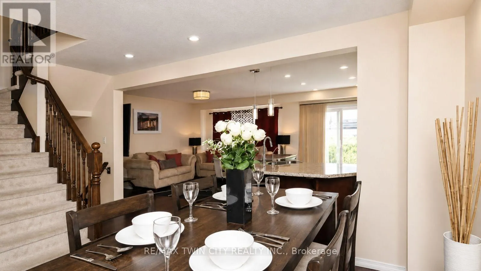 UPPER - 78 GLENVISTA DRIVE