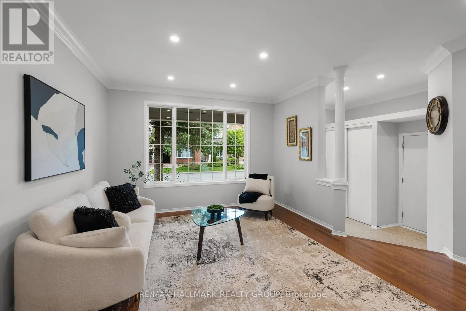 2104 SANDY OAKS DRIVE