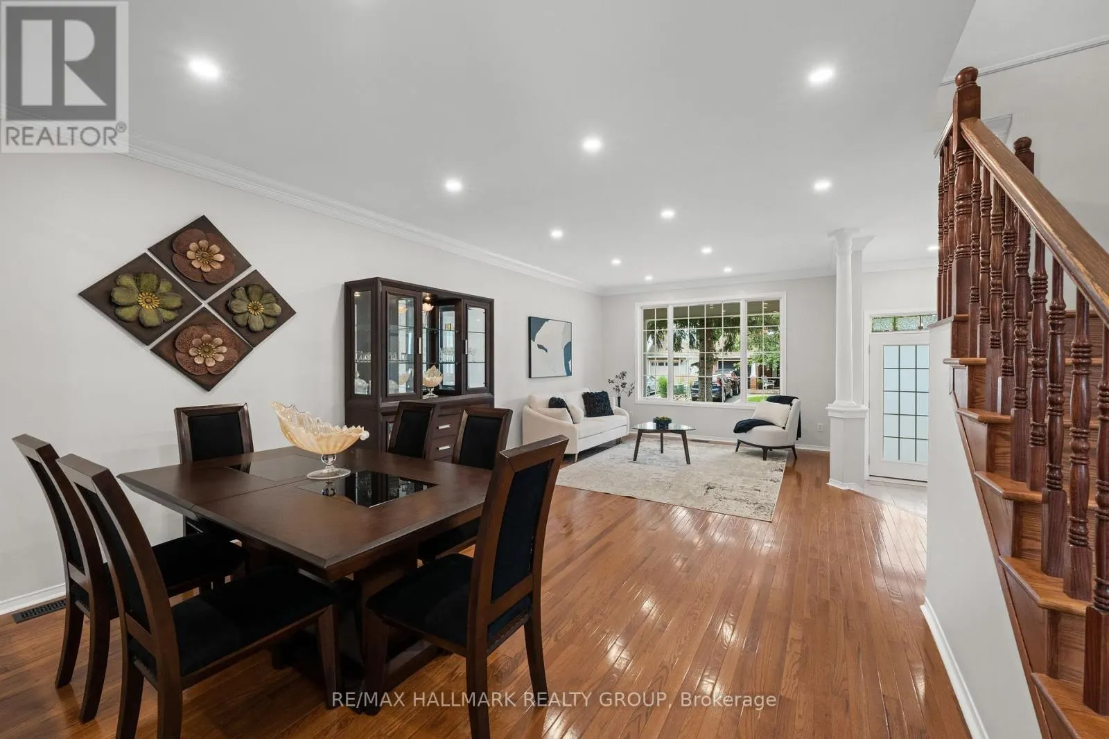 2104 SANDY OAKS DRIVE