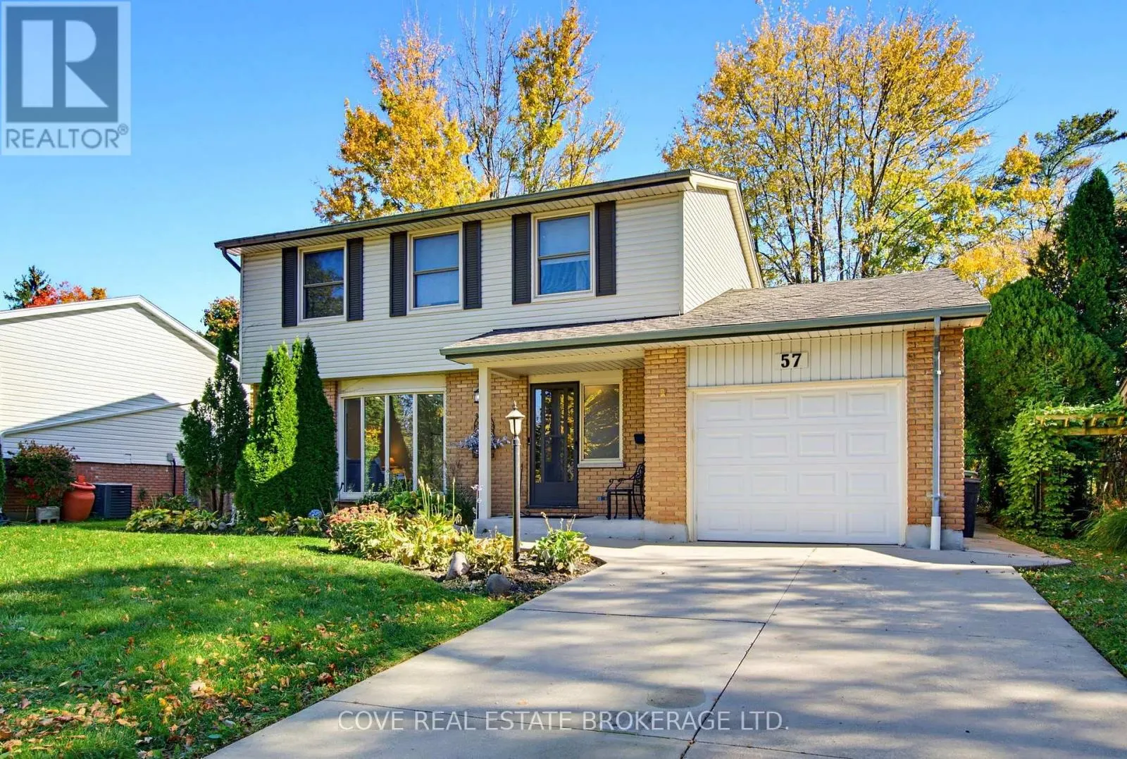 57 LLOYD MANOR CRESCENT