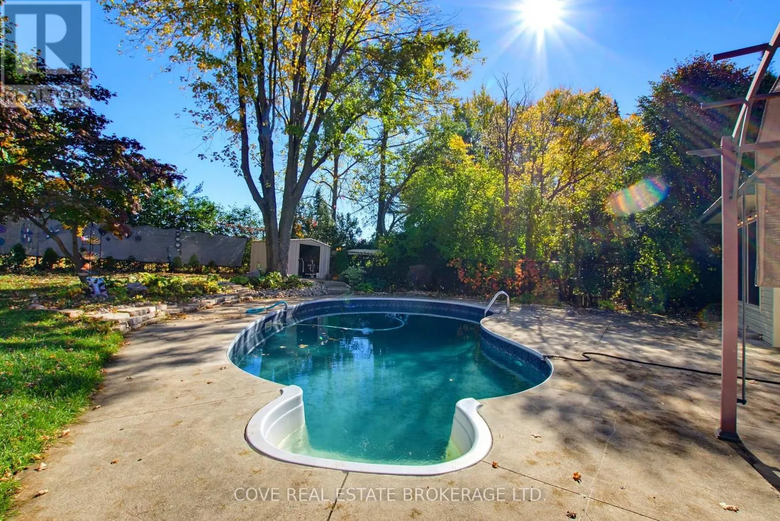 57 LLOYD MANOR CRESCENT