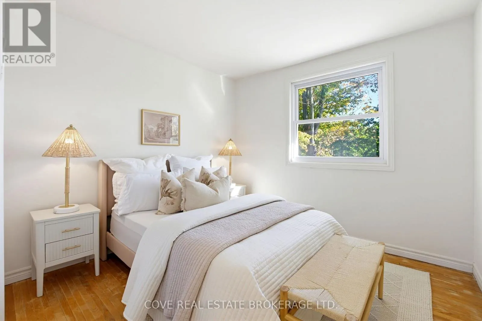 57 LLOYD MANOR CRESCENT