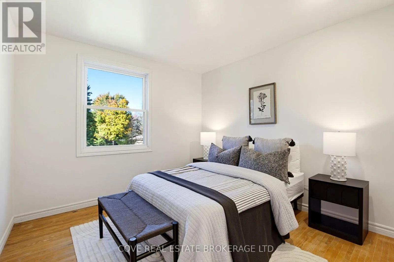 57 LLOYD MANOR CRESCENT