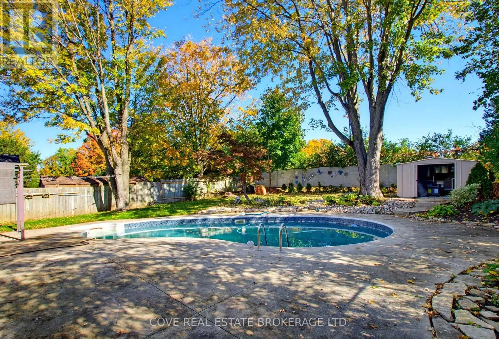 57 LLOYD MANOR CRESCENT