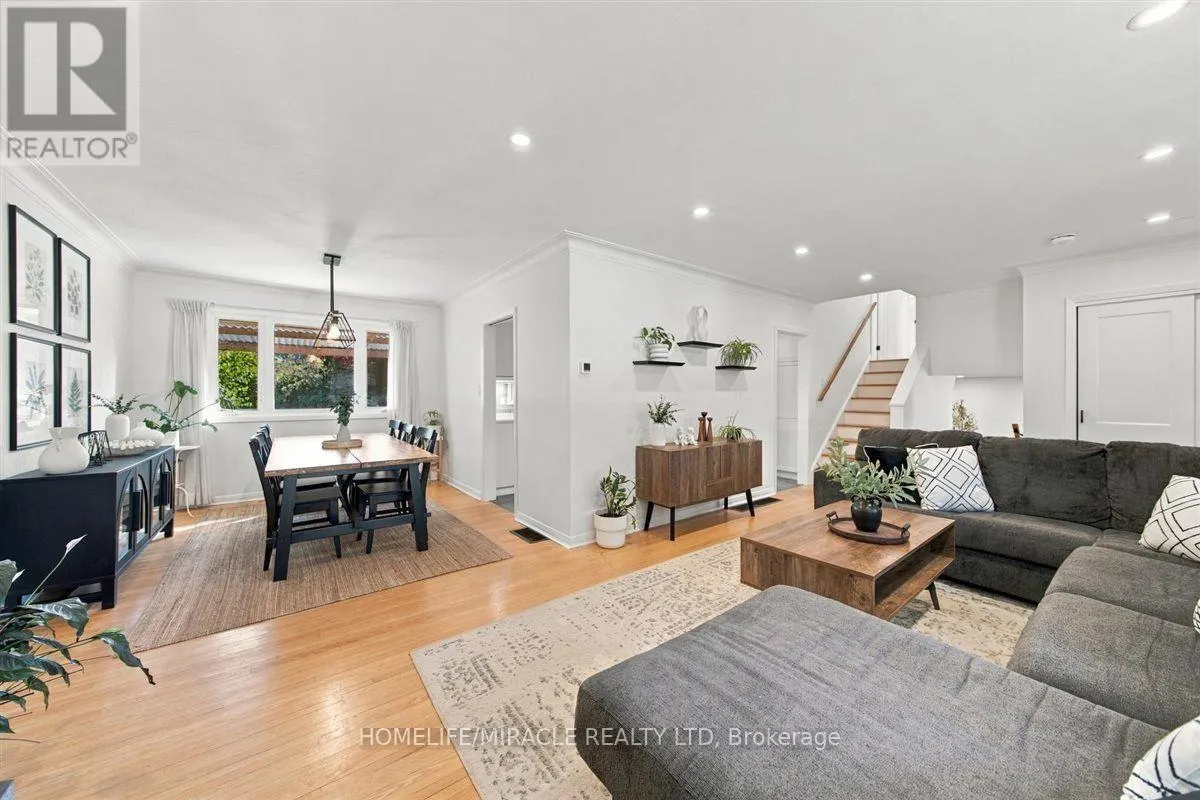 15 MEADOW ROAD