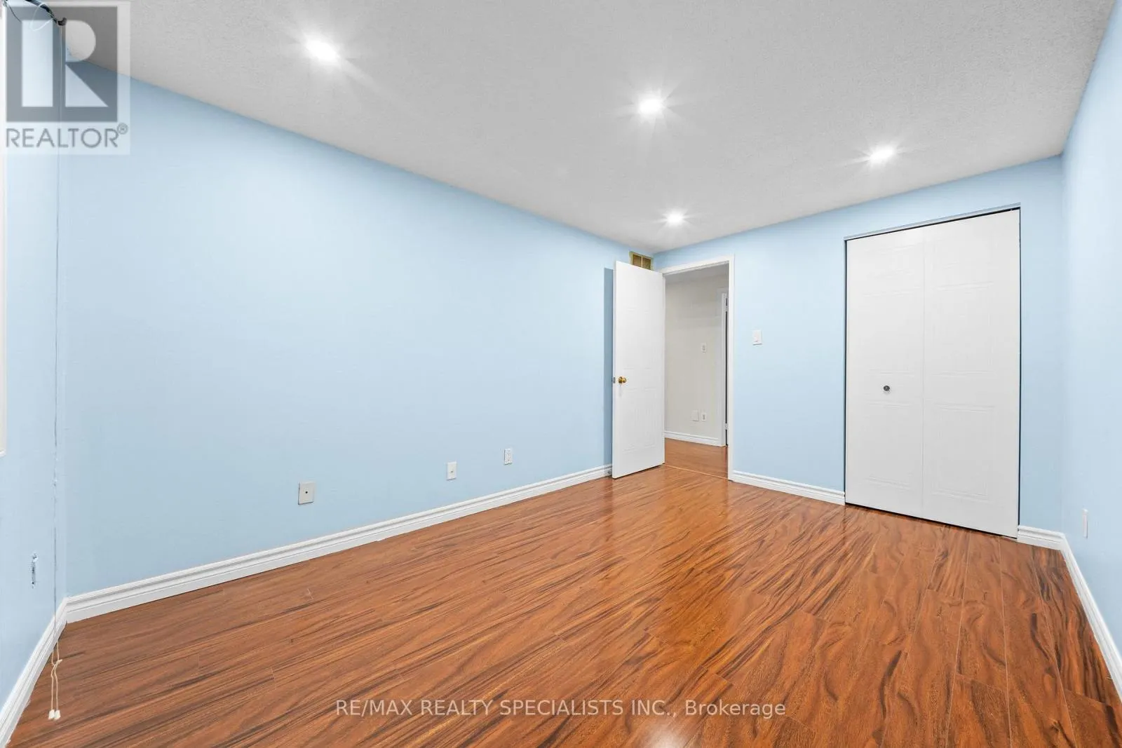 110 STEELES CRESCENT