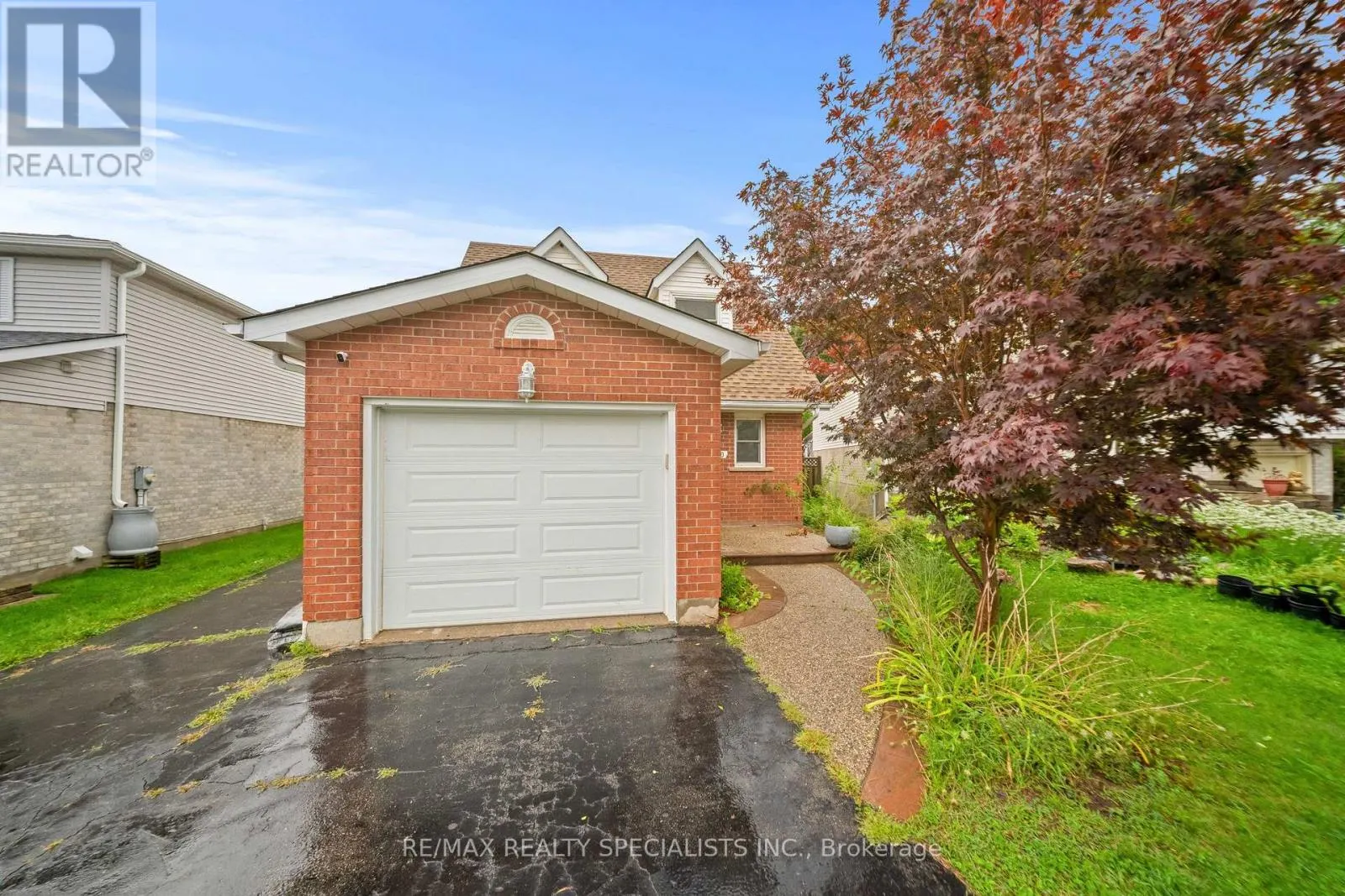 110 STEELES CRESCENT