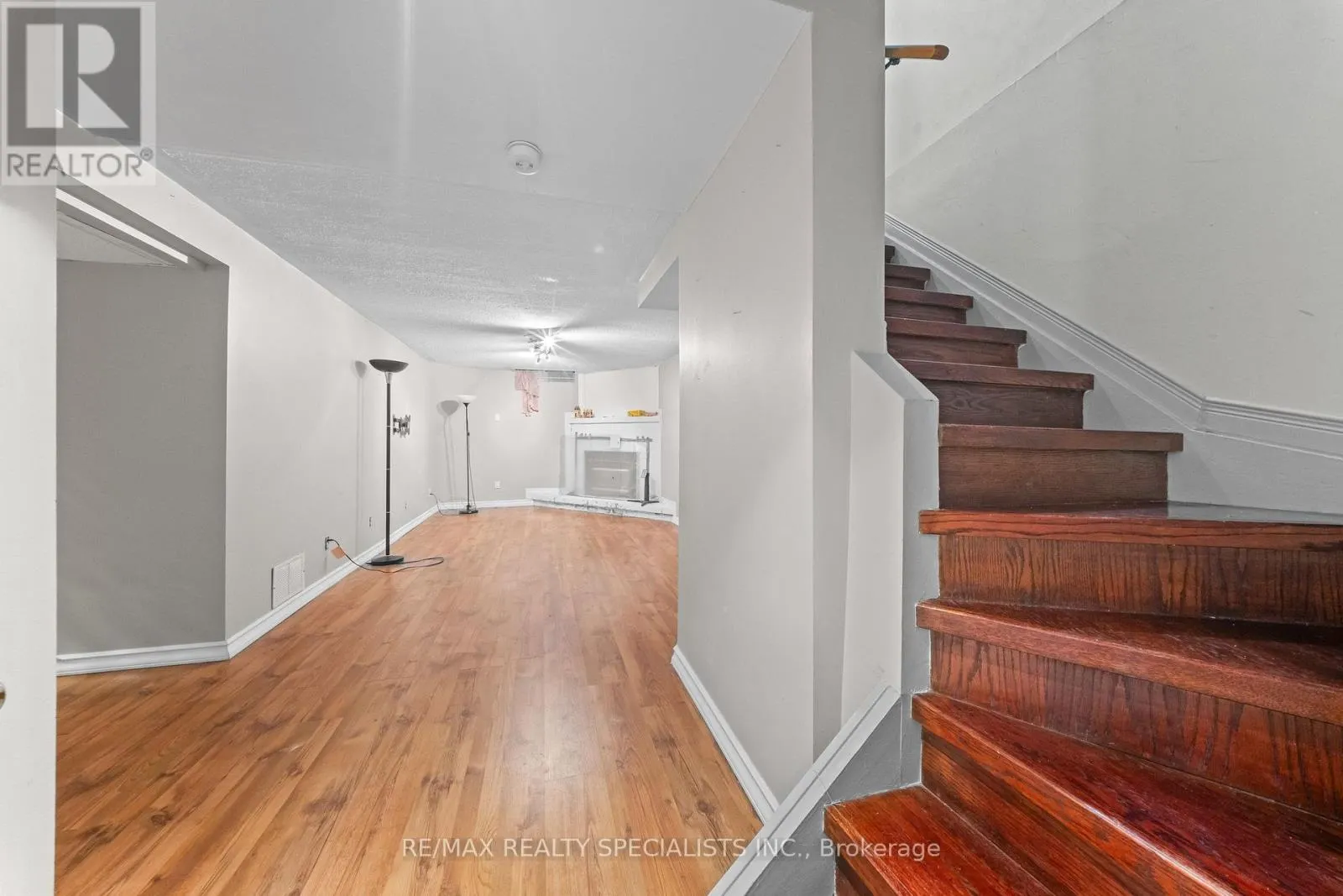110 STEELES CRESCENT