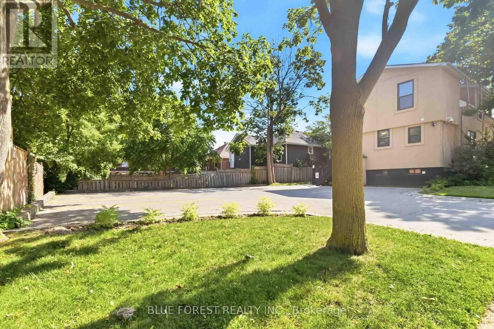 362 WHARNCLIFFE ROAD S