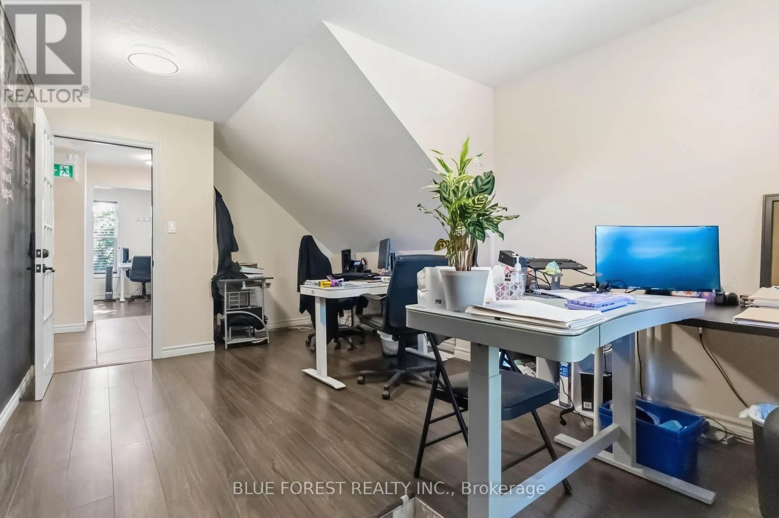 362 WHARNCLIFFE ROAD S