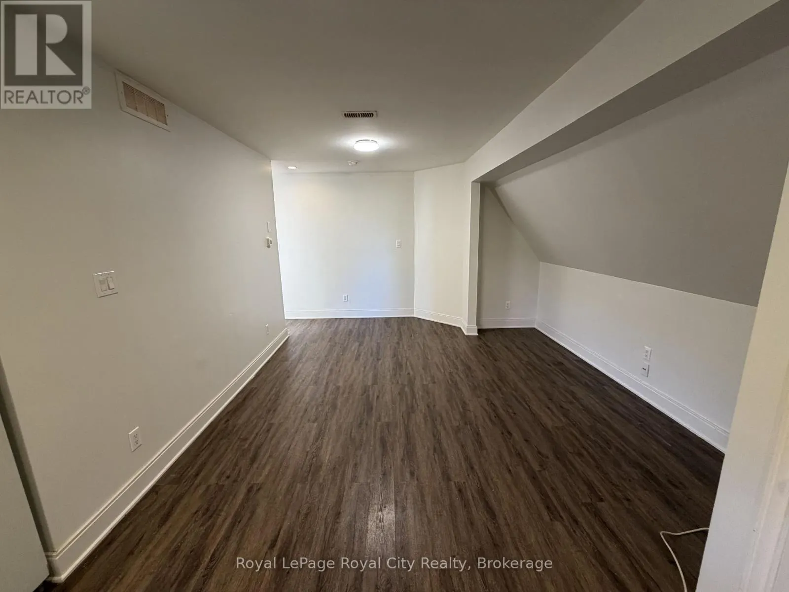 UNIT B - 563 WOOLWICH STREET #UNIT B