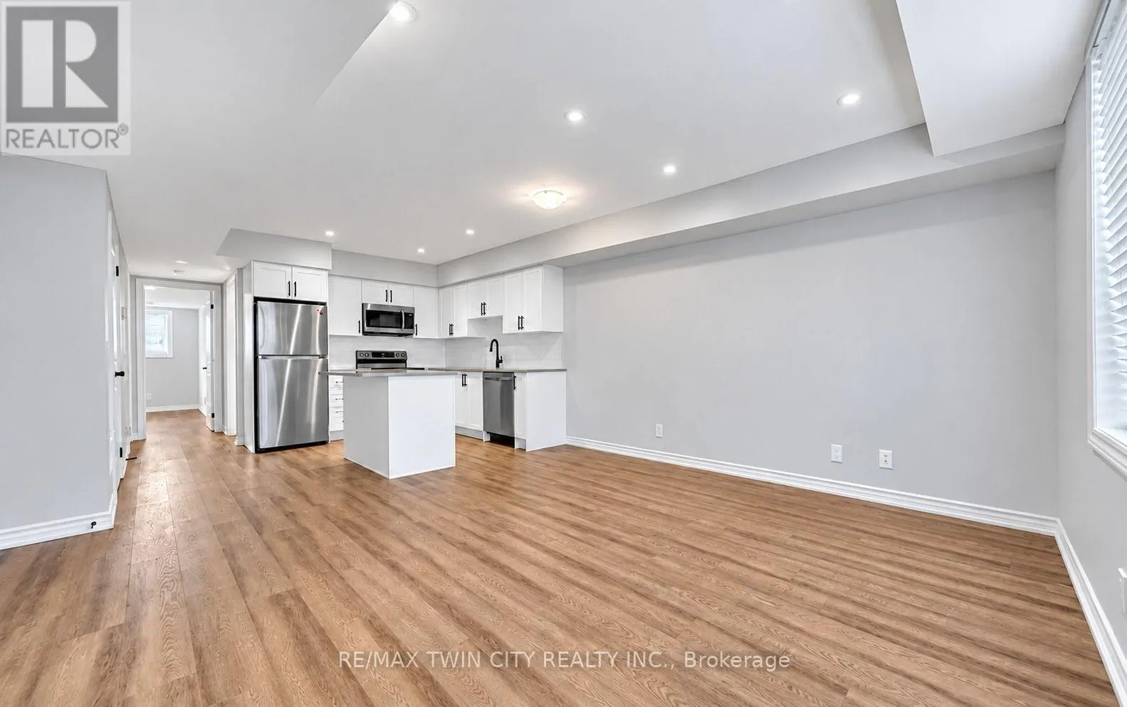 11 - 235 CHAPEL HILL DRIVE