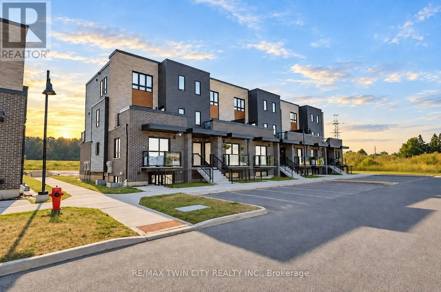 11 - 235 CHAPEL HILL DRIVE