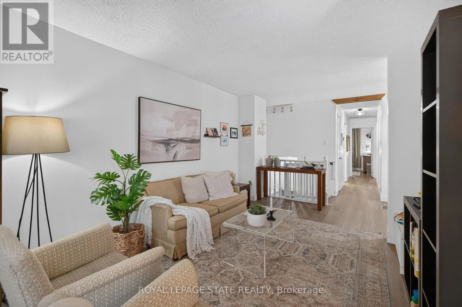 38 SOUTHGLEN ROAD