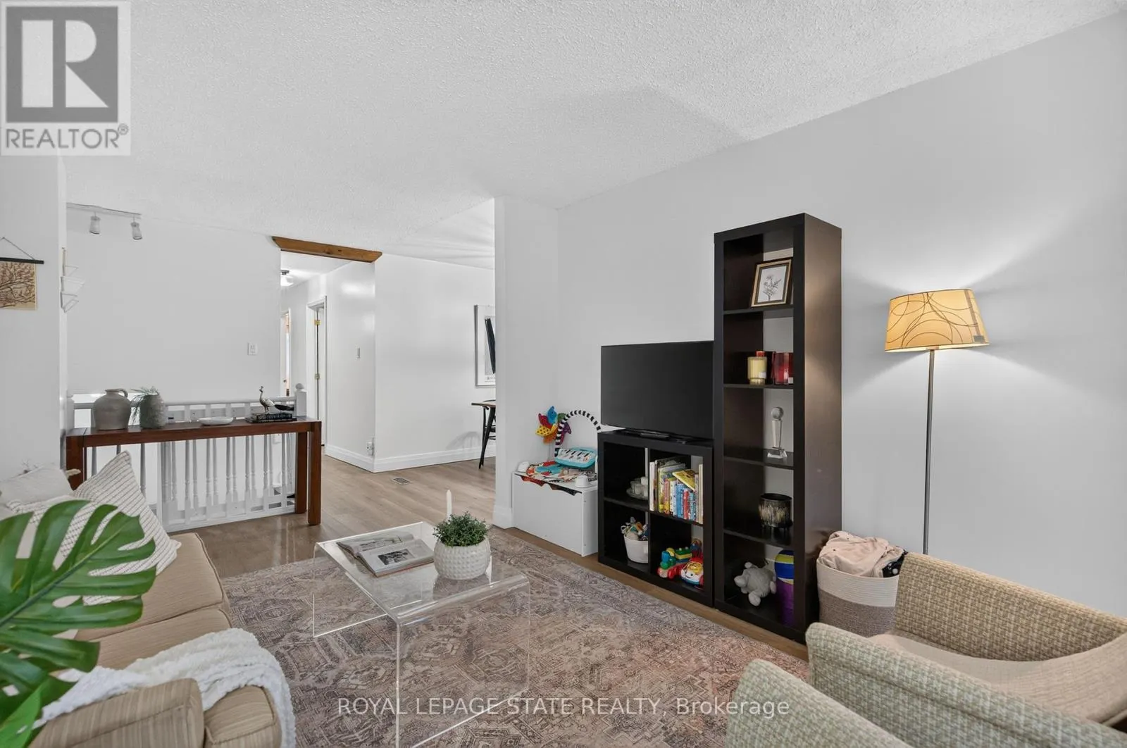 38 SOUTHGLEN ROAD