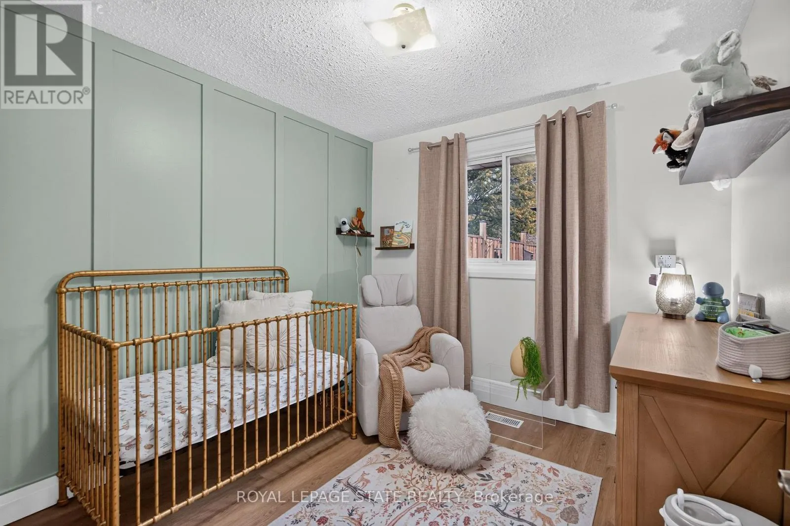 38 SOUTHGLEN ROAD