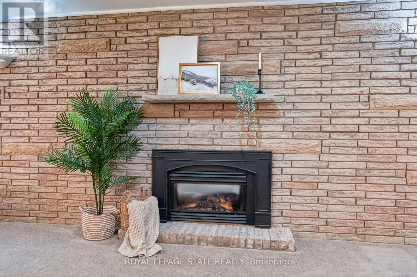 38 SOUTHGLEN ROAD