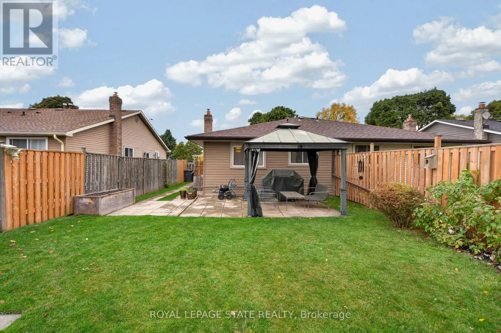 38 SOUTHGLEN ROAD